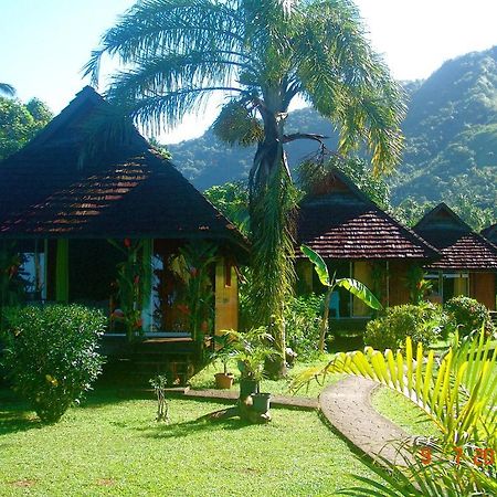 Tauhanihani Village Lodge La Vague Bleue Teahupoo Kültér fotó