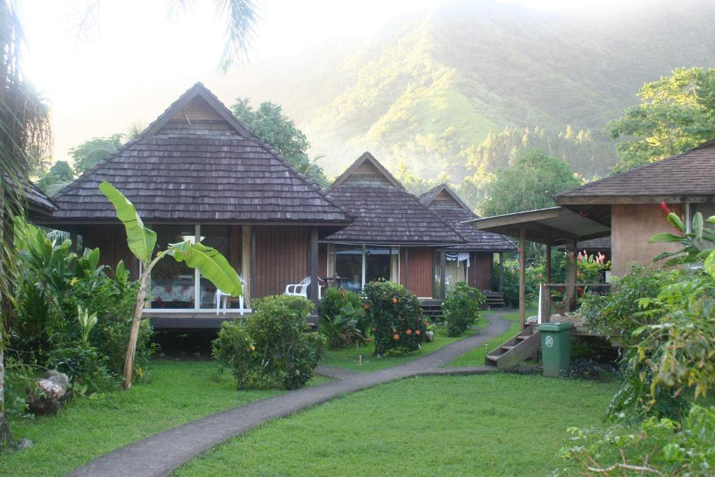 Tauhanihani Village Lodge La Vague Bleue Teahupoo Kültér fotó