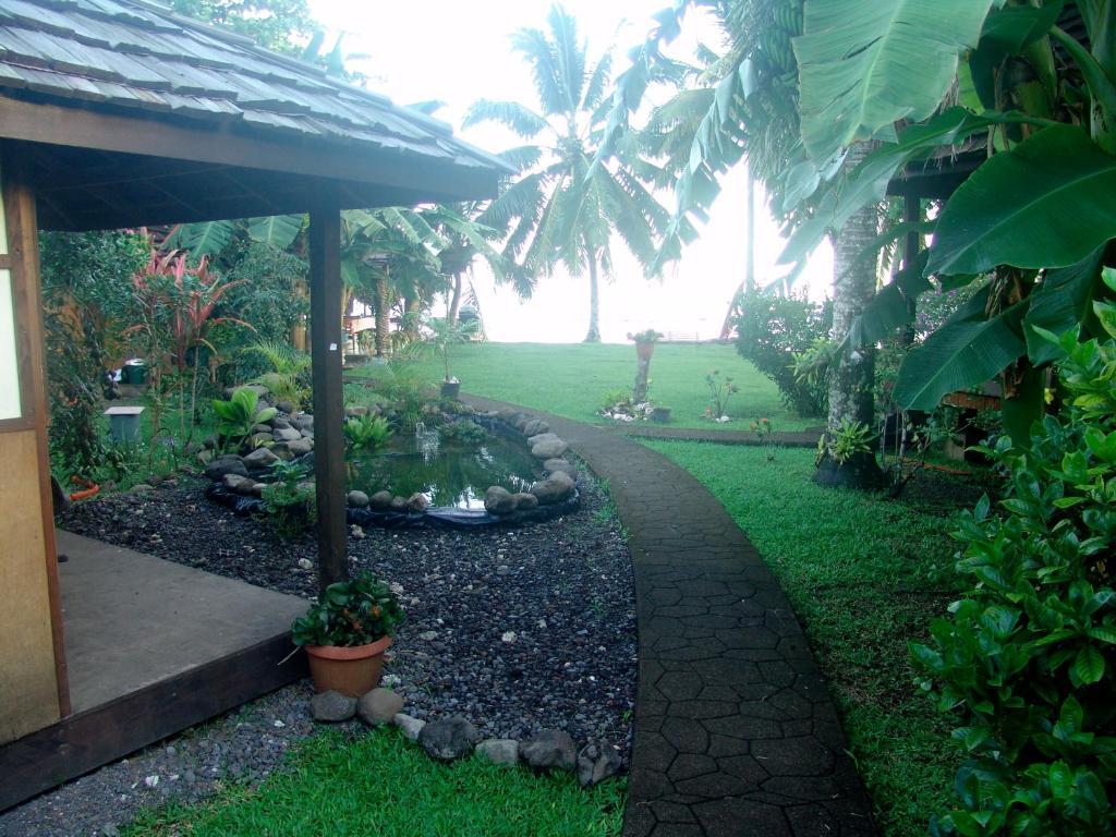 Tauhanihani Village Lodge La Vague Bleue Teahupoo Kültér fotó