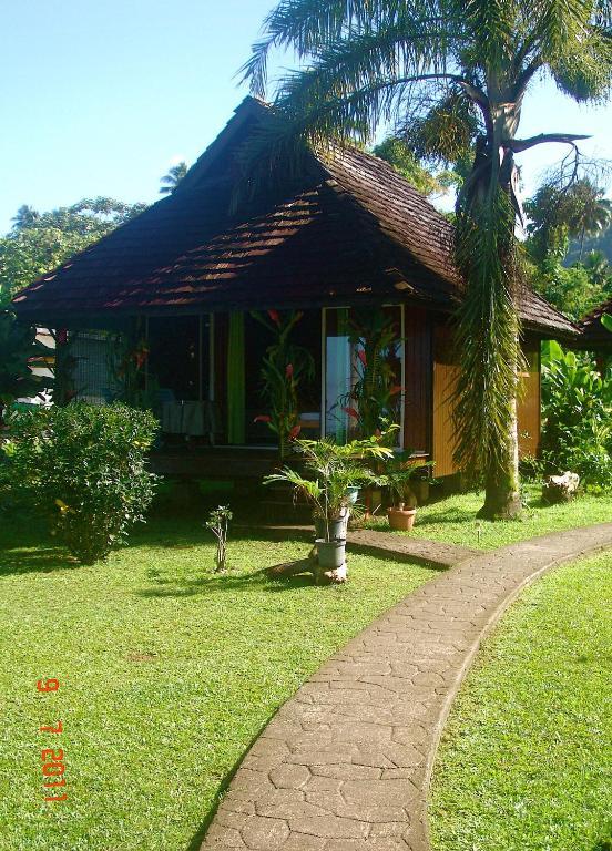 Tauhanihani Village Lodge La Vague Bleue Teahupoo Kültér fotó